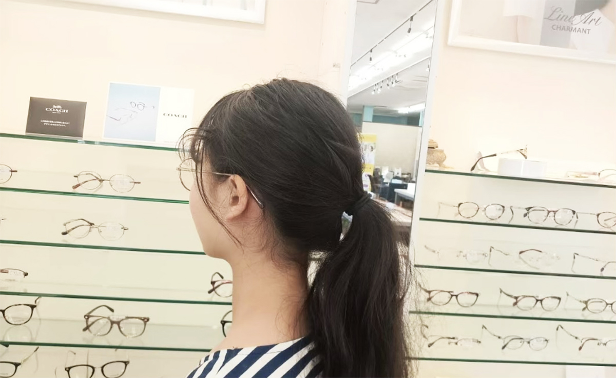 店頭での写真